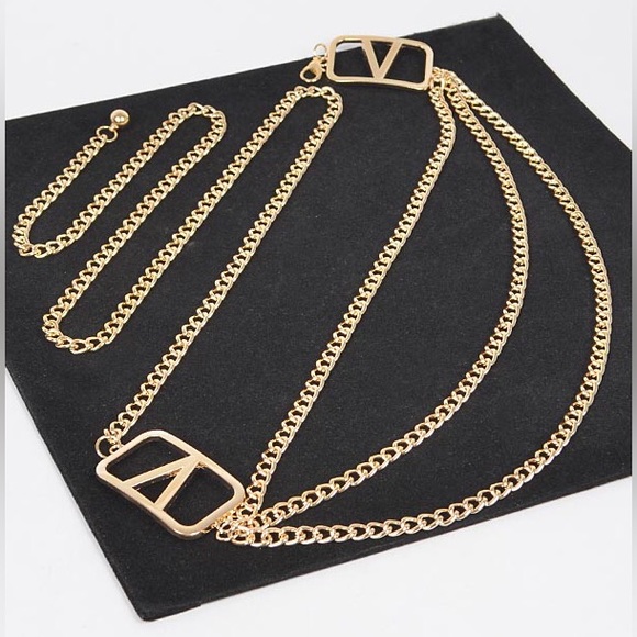 Plus Size Metallic Silver & Gold Metal Chain Adjustable Statement Belt - Picture 8 of 8